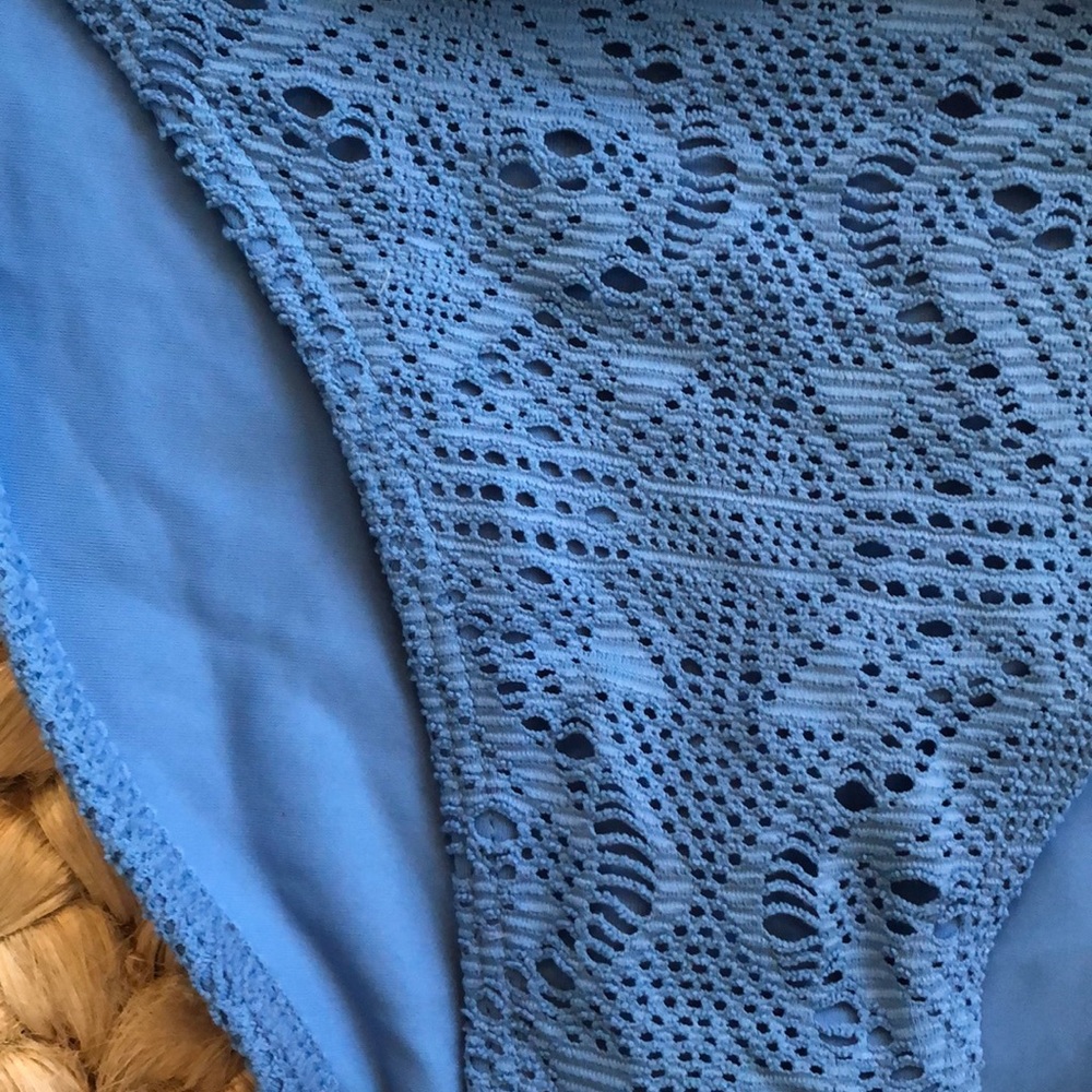Lace Bikini Bottom - Picture 2 of 4
